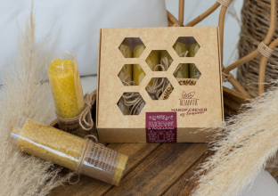 Набор свечей из вощины с подсвечником